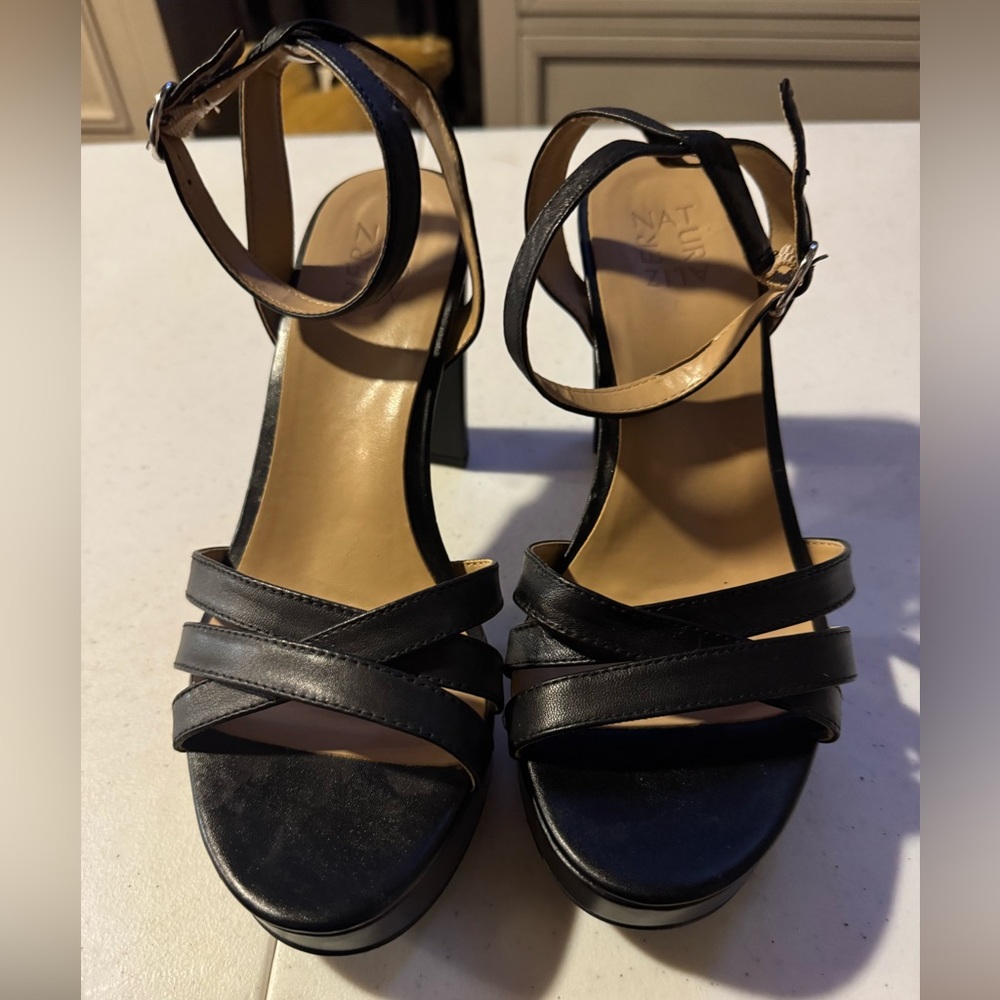 Naturalized heels
